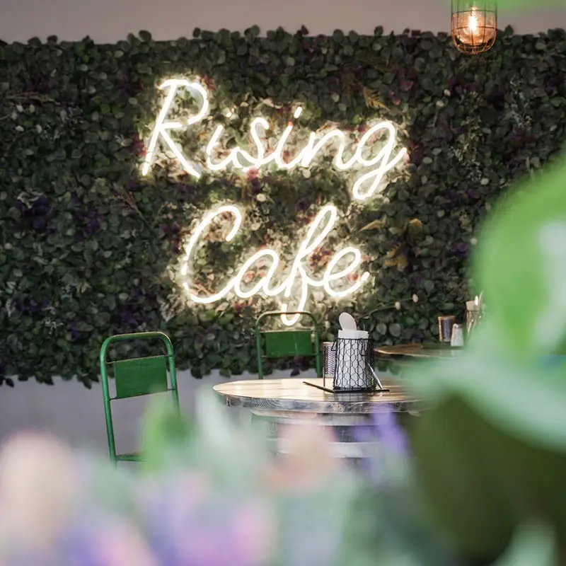 Rising-Cafe